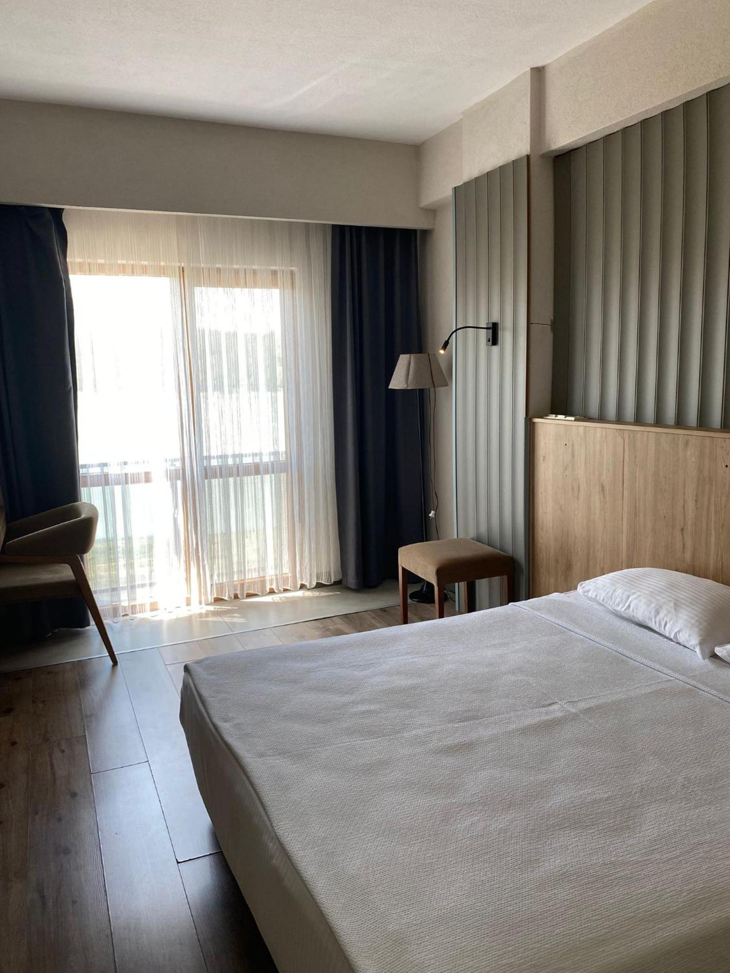 Nehir Hotel Kesan ภายนอก รูปภาพ